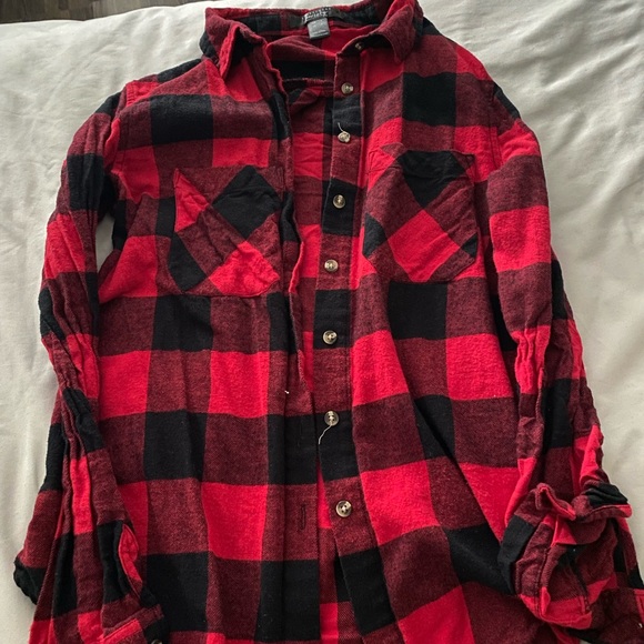 Flannel Top! - Picture 2 of 3
